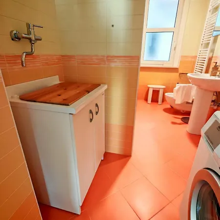 Apartment Jonathan Luxury Per 10 *
