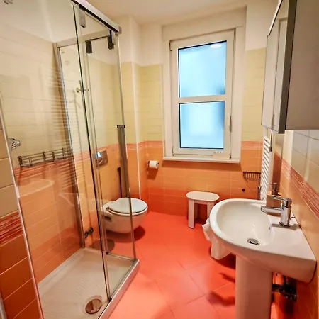 Apartment Jonathan Luxury Per 10