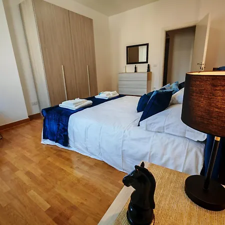Apartment Jonathan Luxury Per 10 *