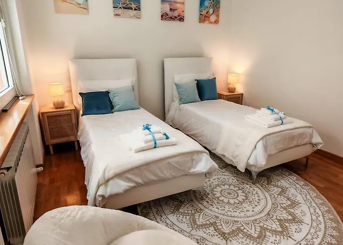 Jonathan Luxury Per 10